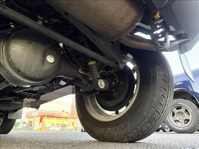 ジムニー ＸＣ　フルセグナビ　ＤＳＢＳ　Ｂモニター　スマートキー　Ｐスタート　ＥＴＣ　ドラレコ　クルコン　ステリモ　ＢＴ　ＤＶＤ再生　ＬＥＤヘッドライト　フォグ　Ａライト　Ａハイビーム　サイド／カーテンＳＲＳ　マット（48枚目）