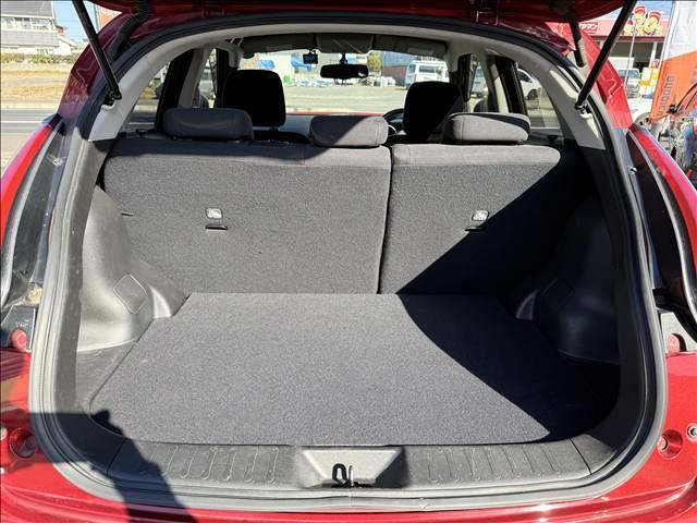 ジューク １５ＲＸ　フルセグナビ　アラウンドビューモニター　ＢＴ　ＤＶＤ再生　スマートキー　Ｐスタ　ＨＩＤライト　Ａライト　フォグ　Ａスト　ＥＴＣ　ドラレコ　アームレスト　電格ミラー　横滑り防り　カーテンサイドエアバ（11枚目）