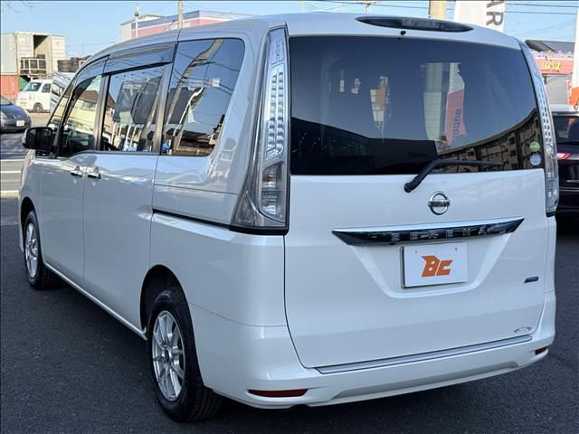 セレナ ２０Ｘ　Ｖセレクション＋セーフティ　エマブレ　両電スラ　フルセグナビ　Ｂモニター　ＢＴ　ＤＶＤ再生　ＬＤＷ　スマートキー　Ｐスタート　Ａライト　フォグ　Ｉストップ　クルコン　ドラレコ　リアオートエアコン　ステリモ　シートカバー（8枚目）