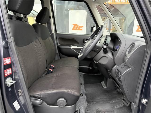 ｅＫスペースカスタム カスタムＴ　ｅ－アシスト　両電スラ　フルセグナビ　ｅ－アシスト　Ｂモニター　スマートキー　Ｐスタート　後席モニター　リアサーキュレーター　横滑り防止　マット　バイザー　キセノン　フォグ　Ａライト　サイドＳＲＳエアバッグ（9枚目）