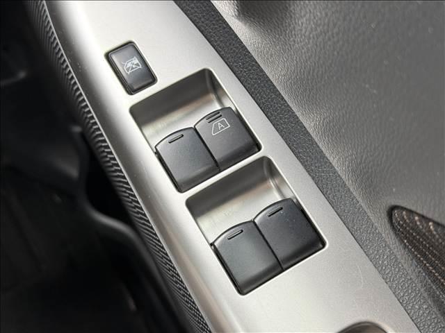 ｅＫスペースカスタム カスタムＴ　ｅ－アシスト　両電スラ　フルセグナビ　ｅ－アシスト　Ｂモニター　スマートキー　Ｐスタート　後席モニター　リアサーキュレーター　横滑り防止　マット　バイザー　キセノン　フォグ　Ａライト　サイドＳＲＳエアバッグ（29枚目）