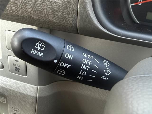 エブリイワゴン PZターボ ターボ 電動スライドドア CDオーディオ キーレス 純正エアロ 電格ミラー HIDヘッドランプ フォグ Pガラス Sアラーム Rスポイラー 純正アルミホイール アクセサリーソケット リアヒーター(28枚目)