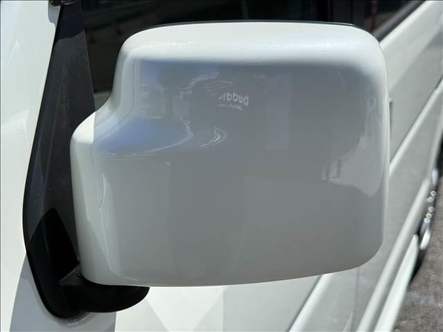 エブリイワゴン PZターボ ターボ 電動スライドドア CDオーディオ キーレス 純正エアロ 電格ミラー HIDヘッドランプ フォグ Pガラス Sアラーム Rスポイラー 純正アルミホイール アクセサリーソケット リアヒーター(34枚目)