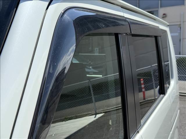 エブリイワゴン PZターボ ターボ 電動スライドドア CDオーディオ キーレス 純正エアロ 電格ミラー HIDヘッドランプ フォグ Pガラス Sアラーム Rスポイラー 純正アルミホイール アクセサリーソケット リアヒーター(35枚目)