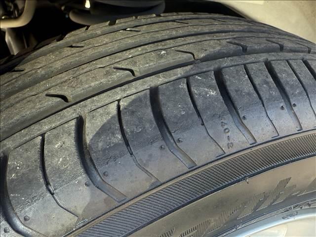 エブリイワゴン PZターボ ターボ 電動スライドドア CDオーディオ キーレス 純正エアロ 電格ミラー HIDヘッドランプ フォグ Pガラス Sアラーム Rスポイラー 純正アルミホイール アクセサリーソケット リアヒーター(39枚目)