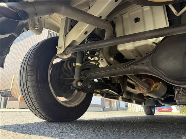 エブリイワゴン PZターボ ターボ 電動スライドドア CDオーディオ キーレス 純正エアロ 電格ミラー HIDヘッドランプ フォグ Pガラス Sアラーム Rスポイラー 純正アルミホイール アクセサリーソケット リアヒーター(47枚目)