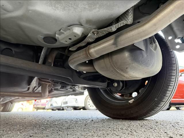 スペイド Ｆ　地デジナビ　電スラ　Ｂモニター　ステリモ　ＢＴ　ＥＴＣ　Ｉストップ　横滑り防止　レベライザー　電格ミラー　マット　バイザー　Ｐガラス　シートリフター　ＩＳＯＦＩＸ　ＡＣソケット　キーレスキー（48枚目）