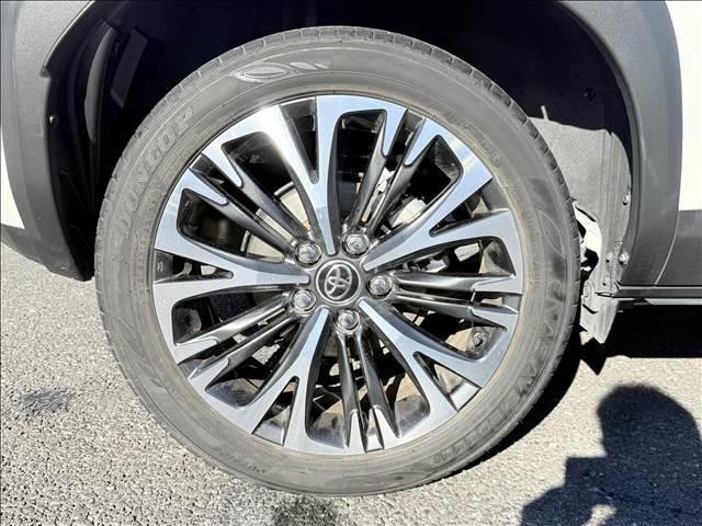 ヤリスクロス ハイブリッドＺ　８インチフルセグナビ　セーフティセンス　全方位モニター　Ｐバックドア　Ｐアシスト　シートヒーター　追従クルコン　ＢＴ　スマートキー　Ｐスタート　ＬＥＤ　Ａライト　Ａハイビーム　ＥＴＣ　ドラレコ（38枚目）