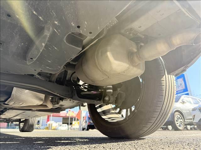 ヤリスクロス ハイブリッドＺ　８インチフルセグナビ　セーフティセンス　全方位モニター　Ｐバックドア　Ｐアシスト　シートヒーター　追従クルコン　ＢＴ　スマートキー　Ｐスタート　ＬＥＤ　Ａライト　Ａハイビーム　ＥＴＣ　ドラレコ（48枚目）