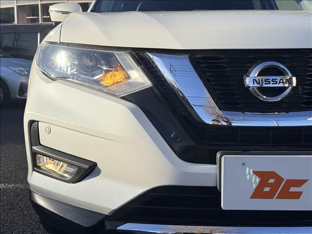 エクストレイル ２０Ｘ　フルセグナビ　エマブレ　アラビュー　ＢＴ　ＤＶＤ再生　撥水シート　Ａライト　ＬＥＤライト　フォグ　ルーフレール　Ｄインナーミラー　ＥＴＣ　ステリモ　スマートキー　Ｐスタ　Ｃセンサー　横滑り防止（32枚目）