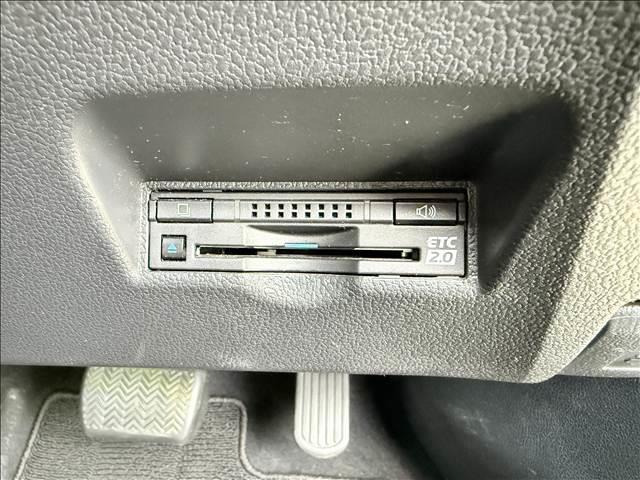 �e��I�[�g���[���̎�舵�����s���Ă���܂��B�i�Z�f�B�i�E�W���b�N�X�E�I���R�������j�R���͊ȒP�A�Ƌ�����������Ώ����ؖ��ȂǕs�v�ő��R�������Ē����܂��B