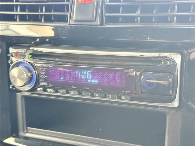 ジムニー クロスアドベンチャー　４ＷＤ　キーレスキー　シートヒーター　ヒーテッドミラー　ＣＤオーディオ　電格ミラー　フォグ　Ｐガラス　ＥＴＣ　合皮シート　背面タイヤ　ＡＢＳ　ＳＲＳエアバッグ　純正１６インチＡＷ　マット（3枚目）