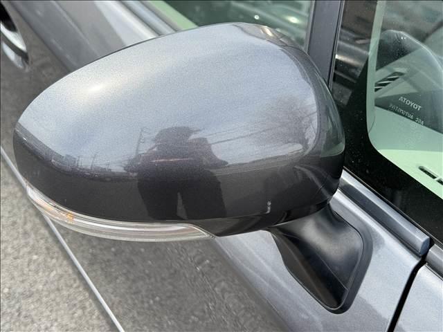 プリウス S LEDエディション 地デジナビ スマートキー Pスタート LEDヘッドライト フォグ Aライト ETC シートリフター ヘッドライトウォッシャー 電格ミラー ステリモ マット バイザー UVカット サイド/カーテンSRS(31枚目)