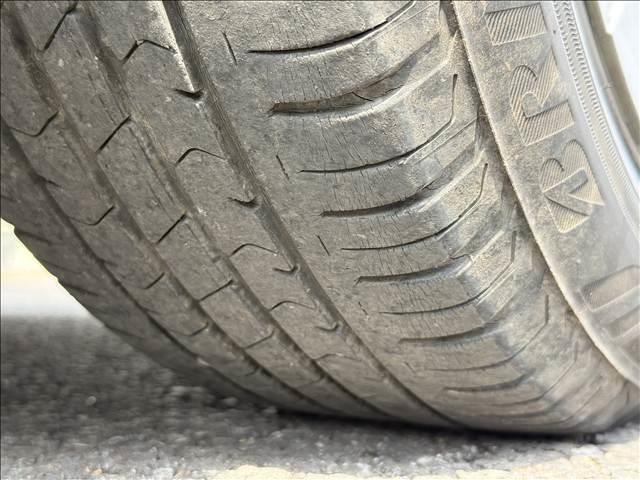 プリウス S LEDエディション 地デジナビ スマートキー Pスタート LEDヘッドライト フォグ Aライト ETC シートリフター ヘッドライトウォッシャー 電格ミラー ステリモ マット バイザー UVカット サイド/カーテンSRS(41枚目)