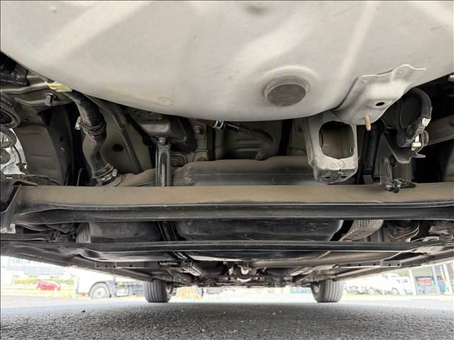 プリウス S LEDエディション 地デジナビ スマートキー Pスタート LEDヘッドライト フォグ Aライト ETC シートリフター ヘッドライトウォッシャー 電格ミラー ステリモ マット バイザー UVカット サイド/カーテンSRS(46枚目)