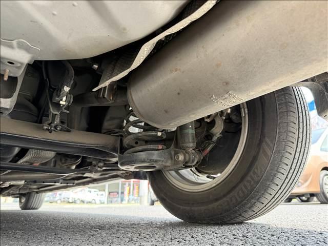 プリウス S LEDエディション 地デジナビ スマートキー Pスタート LEDヘッドライト フォグ Aライト ETC シートリフター ヘッドライトウォッシャー 電格ミラー ステリモ マット バイザー UVカット サイド/カーテンSRS(48枚目)