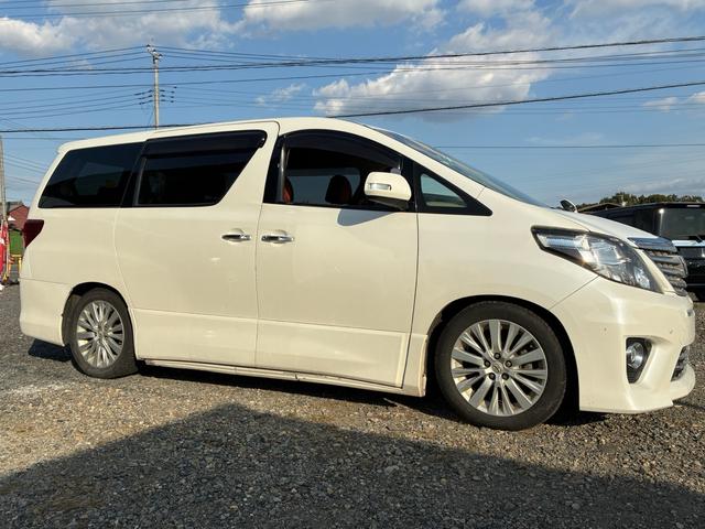 アルファード 240S キーレス エアバック パワステ パワーウインドウ カーテンエアバッグ リアオートエアコン 電動格納ミラー 衝突安全ボディ スマートキー ABS DVD再生 リアカメラ 盗難防止装置(5枚目)