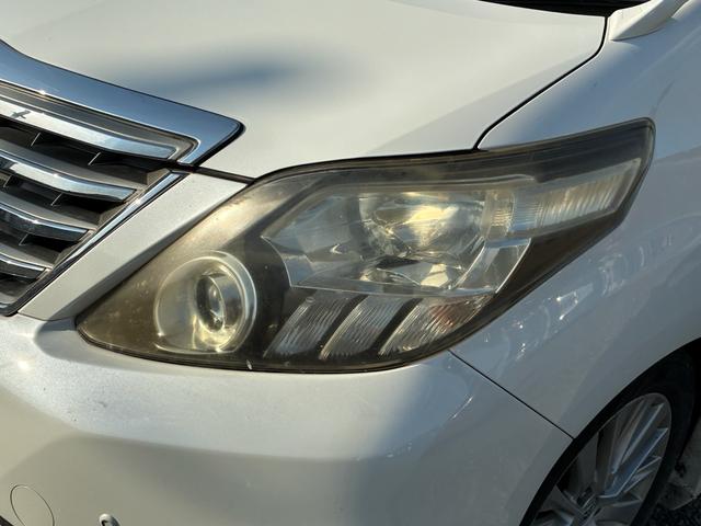 アルファード 240S キーレス エアバック パワステ パワーウインドウ カーテンエアバッグ リアオートエアコン 電動格納ミラー 衝突安全ボディ スマートキー ABS DVD再生 リアカメラ 盗難防止装置(10枚目)