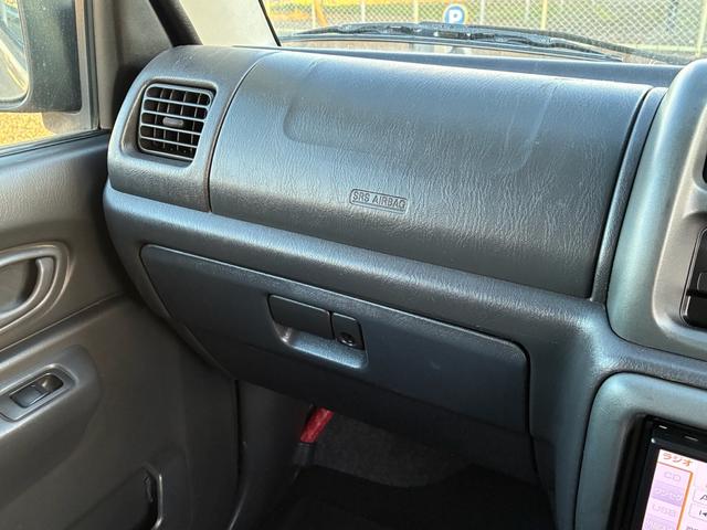 ジムニー ワイルドウインド　Ｊ２（４名）　切り替え４ＷＤ　Ｗエアバック　ＡＢＳ付き　パワーウインドウ　エアコンパワステ　キーレスエントリー　衝突安全ボディ　エアバック　カセット（15枚目）