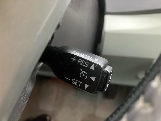 プリウス Ｇ　サンルーフ　モデリスタ　フルエアロ　車高調　ナビ　テレビ　Ｂｌｕｅｔｏｏｔｈ　バックカメラ　ＥＴＣ　クルーズコントロール　ソーラーパネル　スマートキー　ハイブリッド（25枚目）