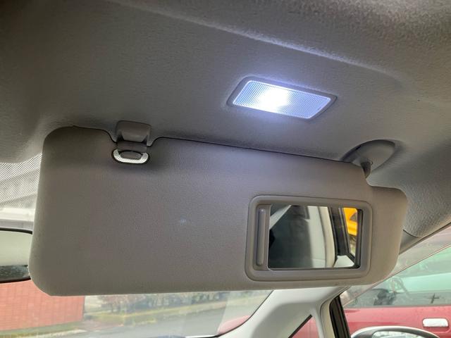 プリウス Ｇ　サンルーフ　モデリスタ　フルエアロ　車高調　ナビ　テレビ　Ｂｌｕｅｔｏｏｔｈ　バックカメラ　ＥＴＣ　クルーズコントロール　ソーラーパネル　スマートキー　ハイブリッド（47枚目）