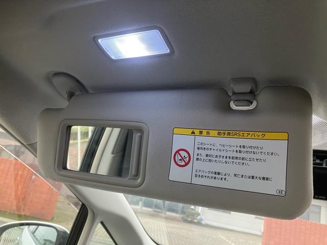 プリウス Ｇ　サンルーフ　モデリスタ　フルエアロ　車高調　ナビ　テレビ　Ｂｌｕｅｔｏｏｔｈ　バックカメラ　ＥＴＣ　クルーズコントロール　ソーラーパネル　スマートキー　ハイブリッド（48枚目）