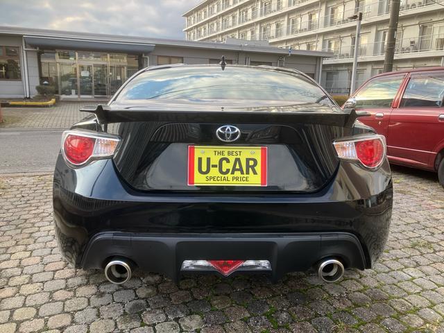８６ ＧＴリミテッド　保証１年　車検２年付き　ナビ　ＥＴＣ　パドルシフト　スマートキー　純正アルミホイール　オートエアコン　エアバック　パワーウィンドウ　衝突安全ボディ（12枚目）