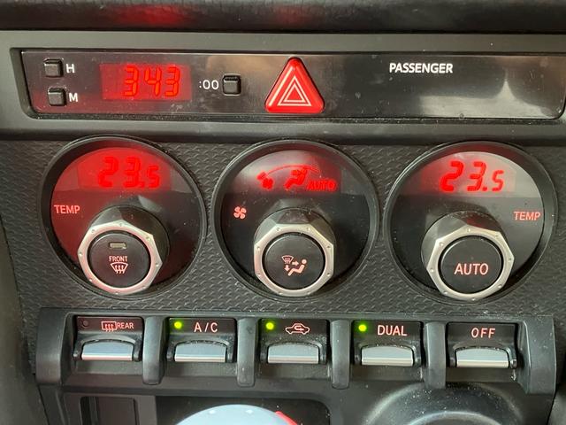 ８６ ＧＴリミテッド　保証１年　車検２年付き　ナビ　ＥＴＣ　パドルシフト　スマートキー　純正アルミホイール　オートエアコン　エアバック　パワーウィンドウ　衝突安全ボディ（21枚目）