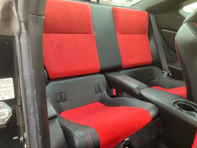 ８６ ＧＴリミテッド　保証１年　車検２年付き　ナビ　ＥＴＣ　パドルシフト　スマートキー　純正アルミホイール　オートエアコン　エアバック　パワーウィンドウ　衝突安全ボディ（35枚目）