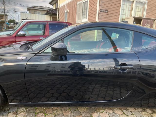 ８６ ＧＴリミテッド　保証１年　車検２年付き　ナビ　ＥＴＣ　パドルシフト　スマートキー　純正アルミホイール　オートエアコン　エアバック　パワーウィンドウ　衝突安全ボディ（45枚目）