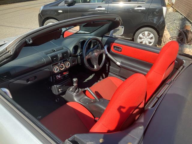 MR-S Sエディション 後期型 6速マニュアル 新品幌 赤内装 TRDマフラー 16インチアルミホイール ドライブレコーダー 1ZZエンジン エアバック パワーウィンドウ ETC 禁煙車 衝突安全ボディ(21枚目)