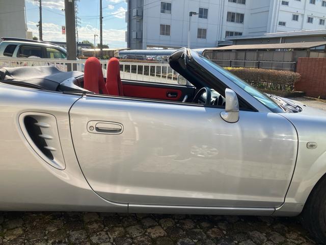 MR-S Sエディション 後期型 6速マニュアル 新品幌 赤内装 TRDマフラー 16インチアルミホイール ドライブレコーダー 1ZZエンジン エアバック パワーウィンドウ ETC 禁煙車 衝突安全ボディ(50枚目)