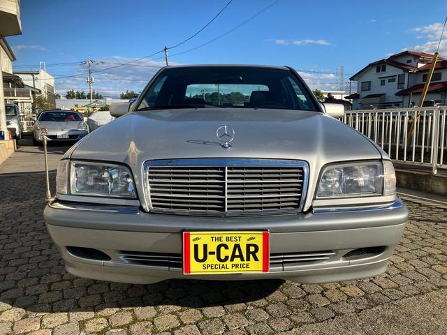 Ｃクラス Ｃ２４０　後期型　左ハンドル　Ｗ２０２　純正アルミホイール　パワーシート　ディーラー車（9枚目）