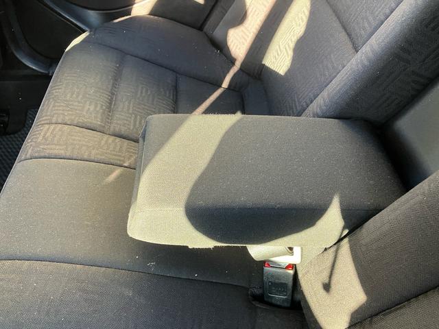 Ｃクラス Ｃ２４０　後期型　左ハンドル　Ｗ２０２　純正アルミホイール　パワーシート　ディーラー車（35枚目）