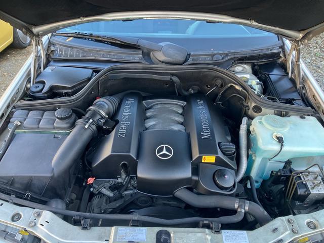 Ｃクラス Ｃ２４０　後期型　左ハンドル　Ｗ２０２　純正アルミホイール　パワーシート　ディーラー車（44枚目）