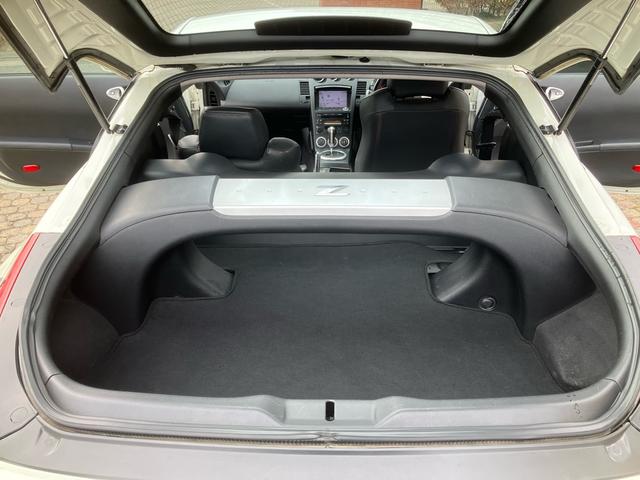 フェアレディZ バージョンT 車検2年付き BOSEサウンドシステム Z33後期純正アルミ ナビ CD DVD ETC バックモニター レザーシート シートヒーター パワーシート キーレス MTモード付5AT 2シーター(45枚目)