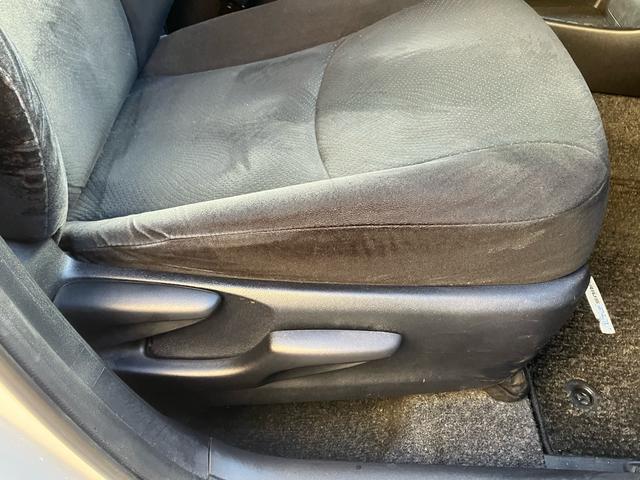 シートの高さを調整可能です。