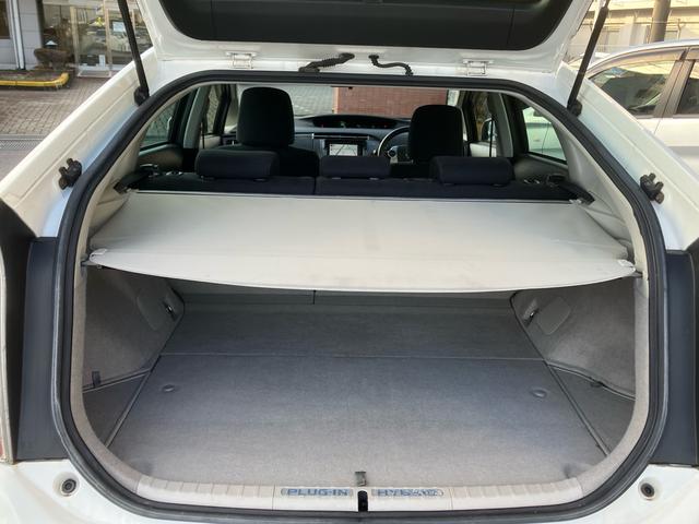 トノカバー付きで、紫外線からお荷物を守ります。