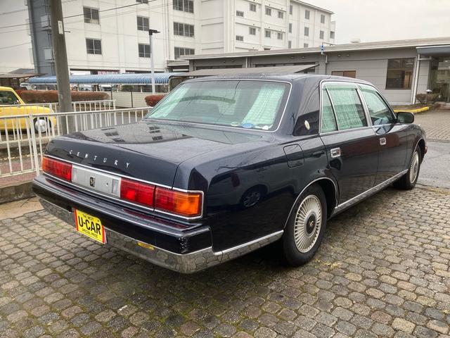 センチュリー フロアシフト 中期型 EMVデュアルパッケージ装着車 フロア6AT ナビ ETC マッサージ ドアミラー 本革 マルチ カーテン シートヒーター クルコン V12エンジン パワーシート オットマン DVD(9枚目)