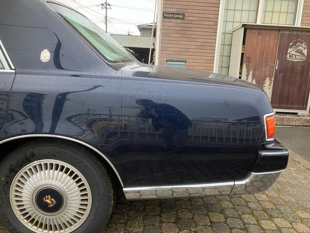 センチュリー フロアシフト 中期型 EMVデュアルパッケージ装着車 フロア6AT ナビ ETC マッサージ ドアミラー 本革 マルチ カーテン シートヒーター クルコン V12エンジン パワーシート オットマン DVD(14枚目)