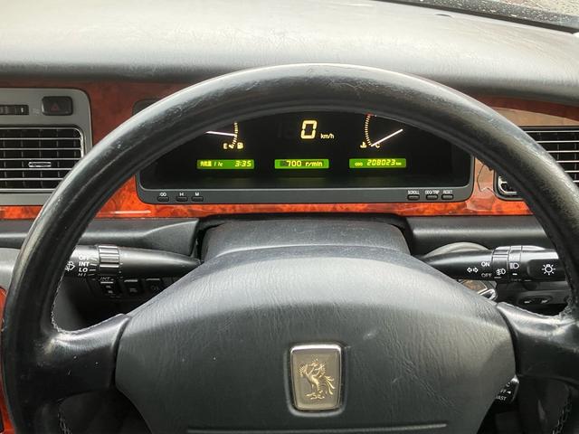 センチュリー フロアシフト 中期型 EMVデュアルパッケージ装着車 フロア6AT ナビ ETC マッサージ ドアミラー 本革 マルチ カーテン シートヒーター クルコン V12エンジン パワーシート オットマン DVD(29枚目)