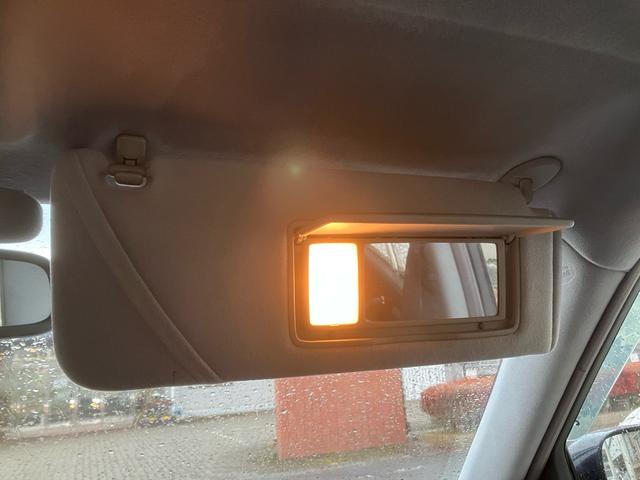 センチュリー フロアシフト 中期型 EMVデュアルパッケージ装着車 フロア6AT ナビ ETC マッサージ ドアミラー 本革 マルチ カーテン シートヒーター クルコン V12エンジン パワーシート オットマン DVD(53枚目)