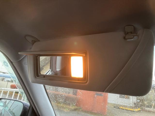 センチュリー フロアシフト 中期型 EMVデュアルパッケージ装着車 フロア6AT ナビ ETC マッサージ ドアミラー 本革 マルチ カーテン シートヒーター クルコン V12エンジン パワーシート オットマン DVD(55枚目)