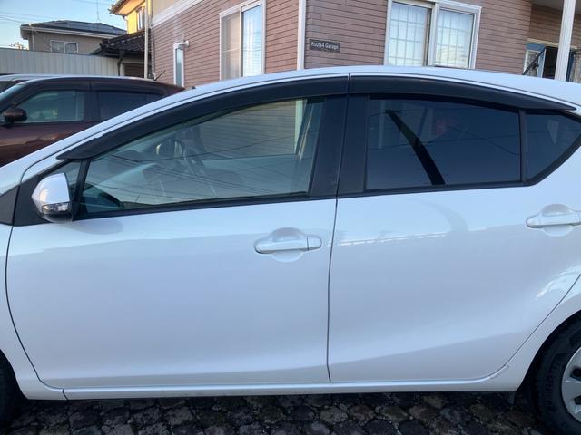 アクア S 保証1年 車検2年付き ハイブリッド ナビ Bluetooth テレビ バックモニター ETC 寒冷地仕様 ミラーヒーター オートエアコン デュアルエアバック キーレスエントリー ABS(48枚目)