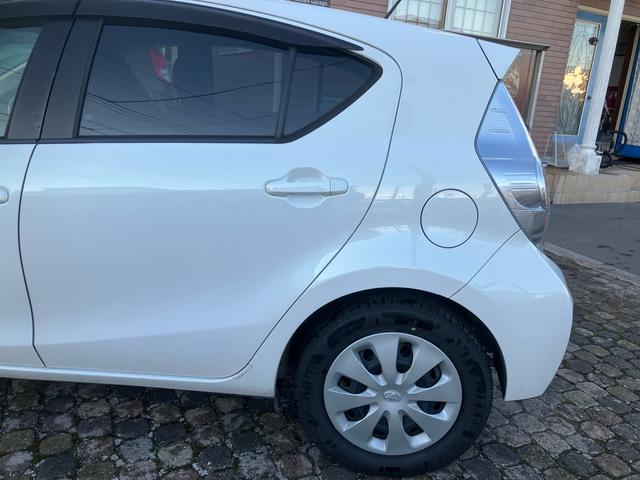 アクア S 保証1年 車検2年付き ハイブリッド ナビ Bluetooth テレビ バックモニター ETC 寒冷地仕様 ミラーヒーター オートエアコン デュアルエアバック キーレスエントリー ABS(49枚目)