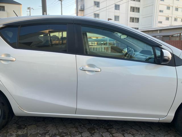 アクア S 保証1年 車検2年付き ハイブリッド ナビ Bluetooth テレビ バックモニター ETC 寒冷地仕様 ミラーヒーター オートエアコン デュアルエアバック キーレスエントリー ABS(51枚目)
