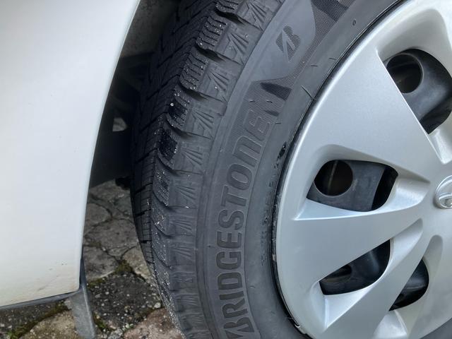 アクア S 保証1年 車検2年付き ハイブリッド ナビ Bluetooth テレビ バックモニター ETC 寒冷地仕様 ミラーヒーター オートエアコン デュアルエアバック キーレスエントリー ABS(62枚目)