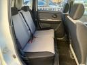 リアシートもキレイな状態でした。