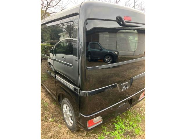 この度は当店のお車をご覧になっていただき、誠にありがとうございます。じっくり現車確認して頂けるよう、ご準備を致します!