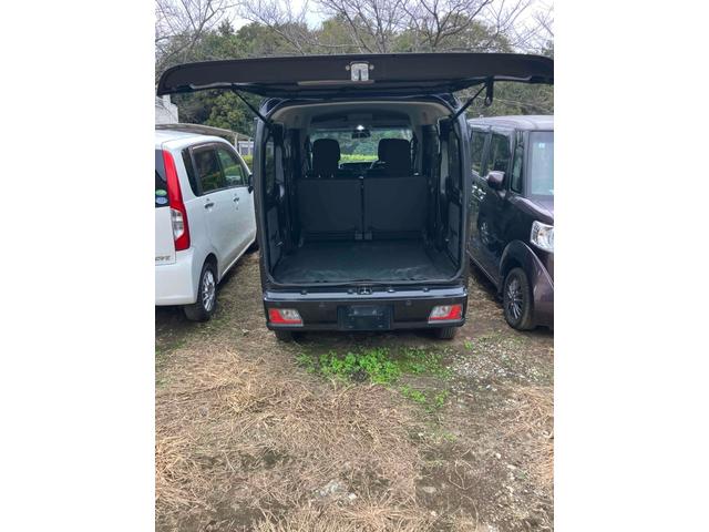 ご覧頂きまして誠に有難うございます!!是非ご来店して頂き、実際にご覧になって頂ければと思います。お客様からのご連絡をスタッフ一同、心よりお待ちしております